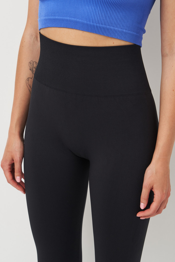 Легінси безшовні з Push-up ефектом Giulia LEGGINGS SHAPE — Купити в Dorin.shop | Ціна, Фото