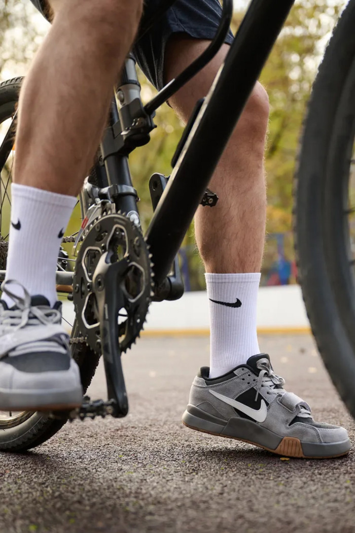 Носки высокие хлопковые с логотипом Nike Sport Socks FA-100  — Заказать онлайн с доставкой