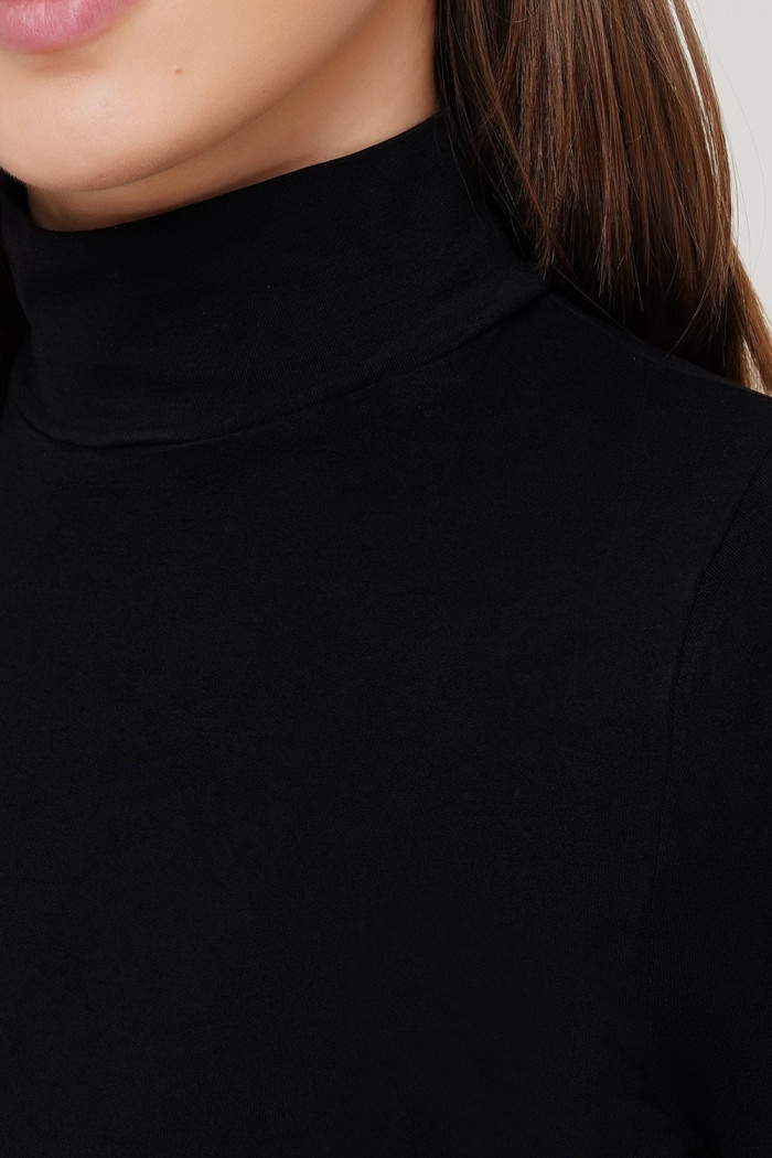 Водолазка-гольф бесшовная GIULIA LUPETTO MANICA LUNGA  — Заказать онлайн с доставкой