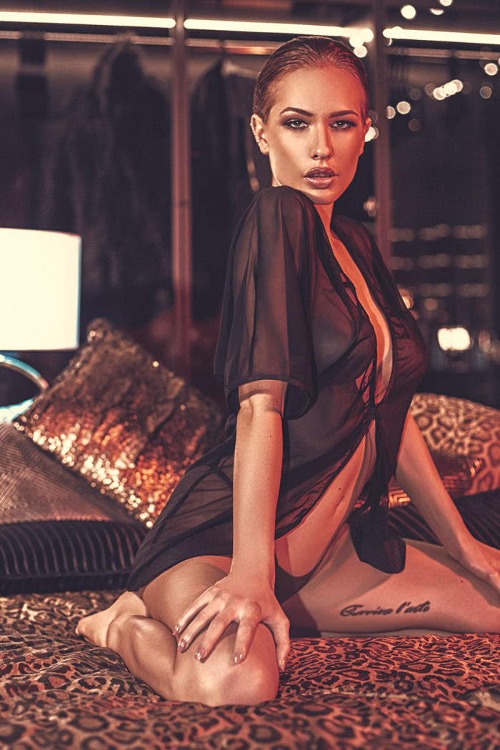 Соблазнительный пеньюар Anais Velo