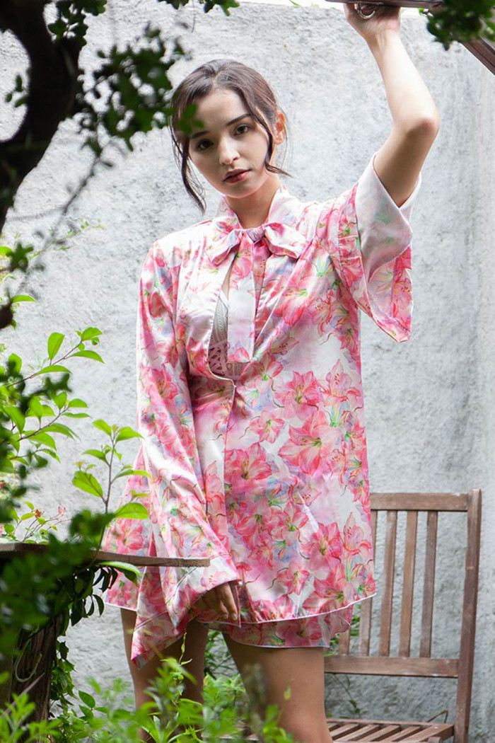 Халатик-пеньюар атласный короткий Anais Miyu short robe  — Заказать онлайн с доставкой