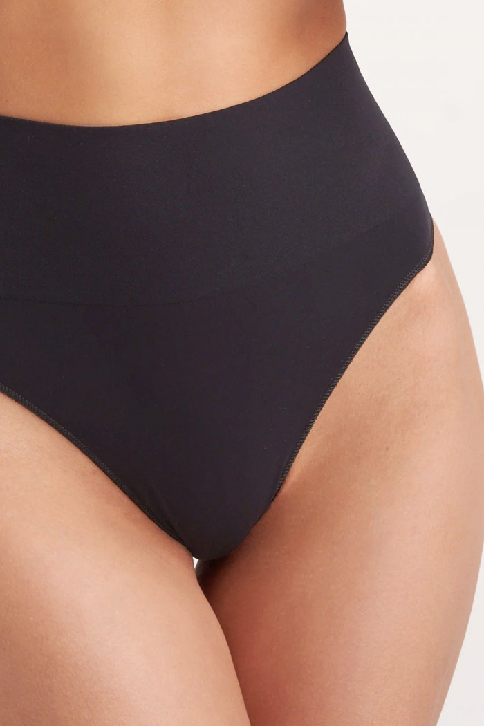 Стринги бесшовные корректирующие Gatta Sensual Skin String Correct  — Заказать онлайн с доставкой